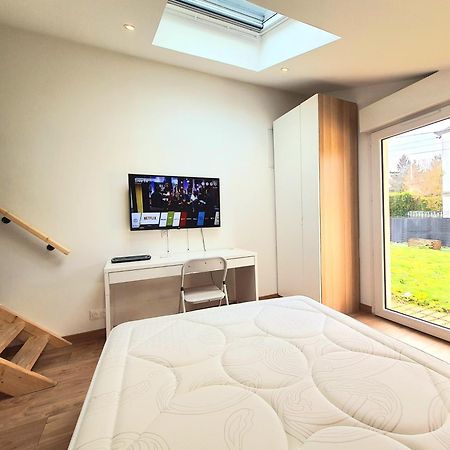 Chambre Paisible Chez L'Habitant En Rez De Chaussee Avec Salle D'Eau 10 Min Gare Et Centre Ville Évreux Exteriér fotografie